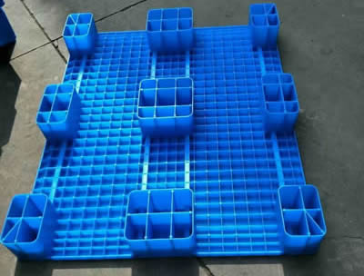 有氣味的塑料托盤能買嗎？